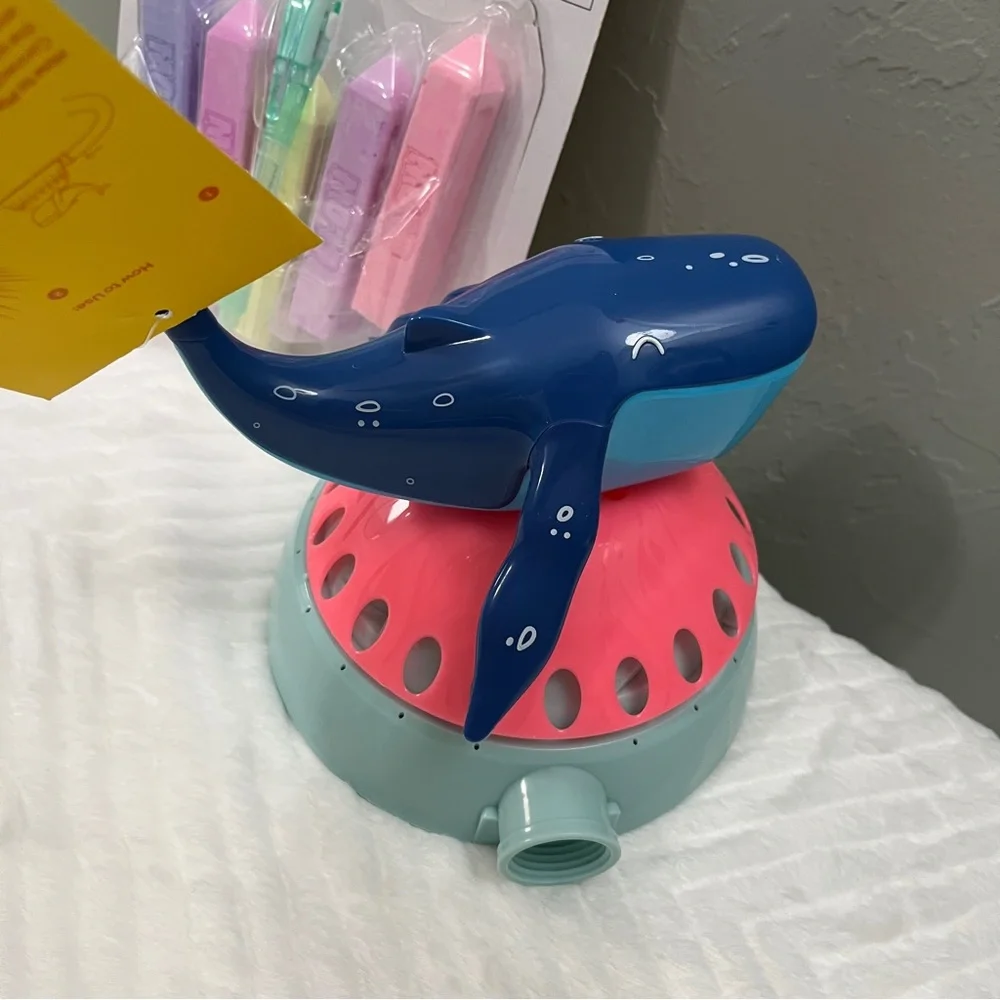 Whale Sprinkler and‎ Glow Chalk Set Summer Outdoor Toys kids kid child children